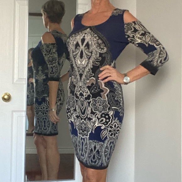 Venus shoulder cutout blue multi dress - Picture 4 of 4